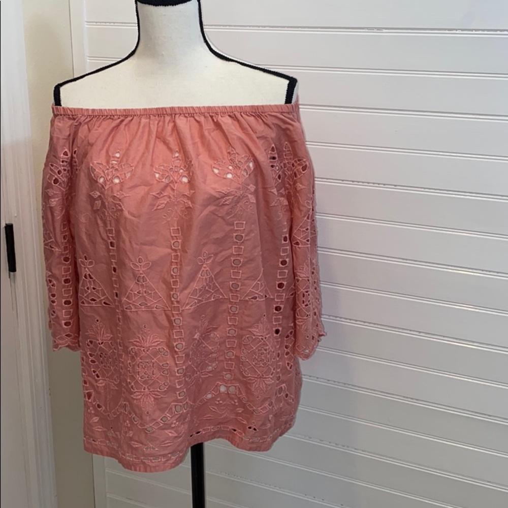 Gap cutout crop top L